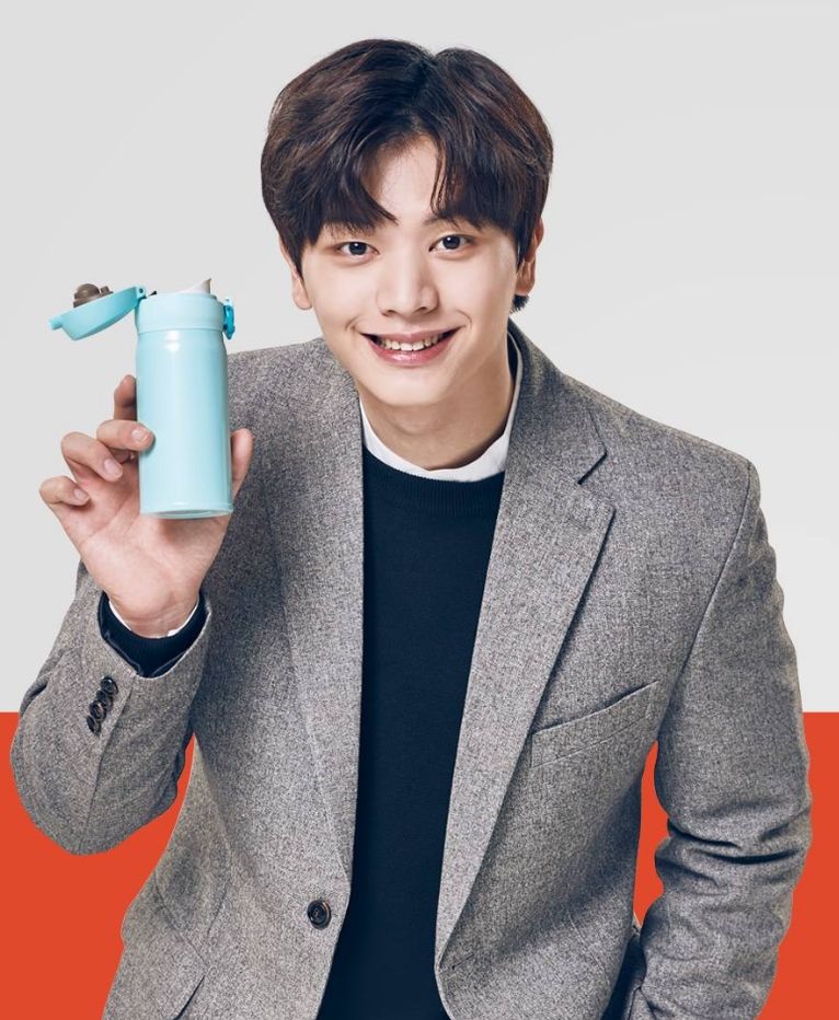 Thermos ポップアップストアオープン記念 Btobユク ソンジェサイン会 応募代行受付開始 韓国チケット代行 Toktourのblog Thermos ポップアップストアオープン記念 Btobユク ソンジェサイン会 応募代行受付開始 韓国チケット代行 Toktourのblog