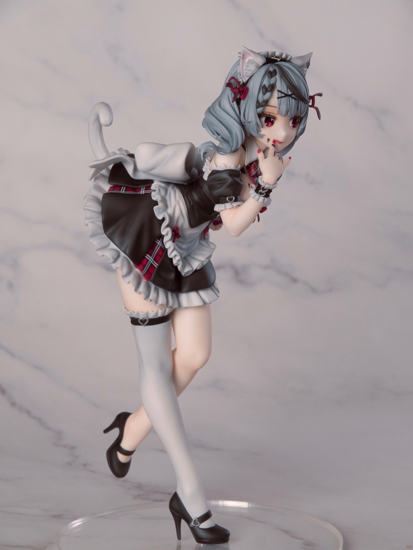 沙花叉クロヱ バレンタインメイド 』~ ホロライブ ~ 完成 : フィギュア