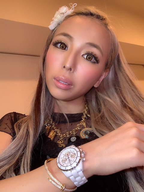 セクシー女優霜月るな、文春の取材申し込みを断る「嘘、偽りがある」