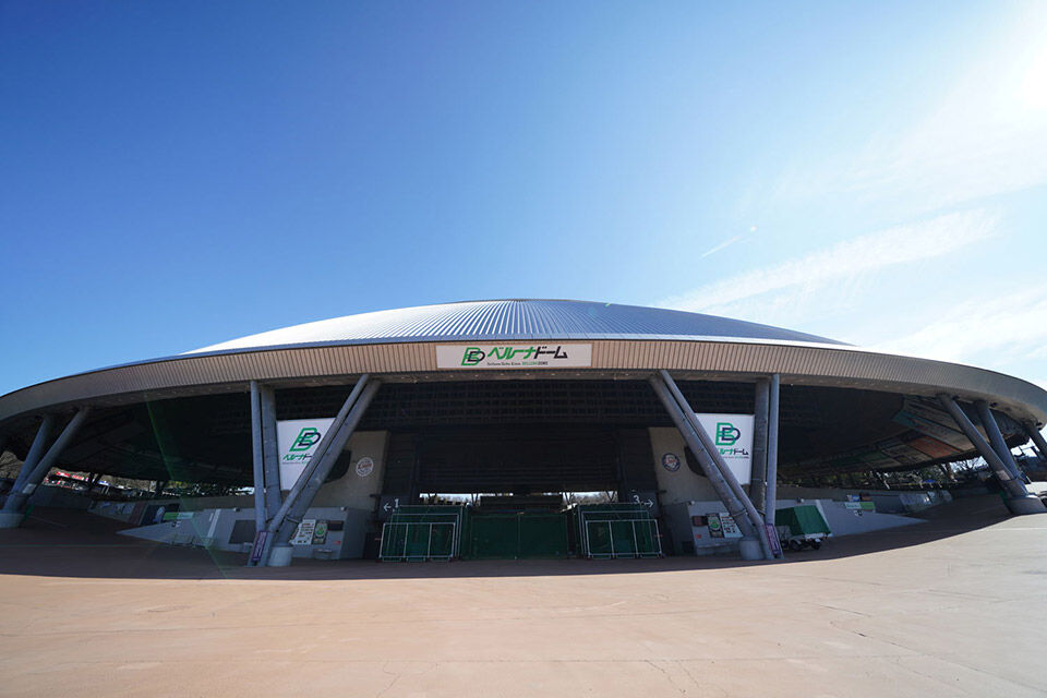 「取ったらどう」西武本拠地ベルーナドームの屋根、新庄監督が仰天提案「選手を守るため」