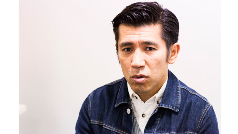 【芸人】ガレッジセール・ゴリが作家デビュー、50年前の沖縄が舞台の青春小説 [爆笑ゴリラ★] : 特報 芸能エンタメNEWS