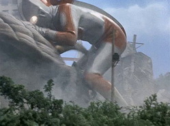 帰ってきたウルトラマン24話00h02m43s40