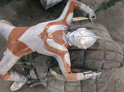 帰ってきたウルトラマン24話00h04m37s53