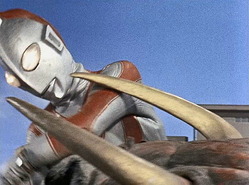 帰ってきたウルトラマン24話00h03m51s50