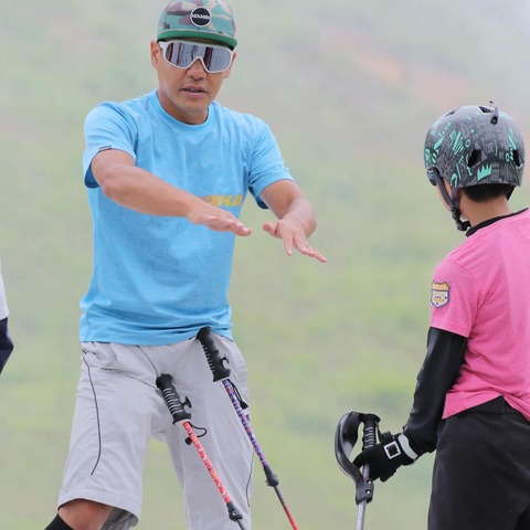 E20B86FF-AD4A-4C06-9FD4-9F548139BEFB