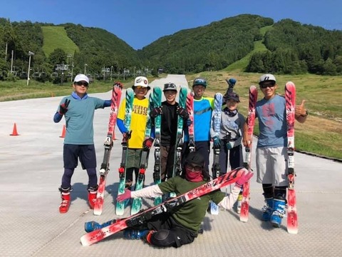 B29BD6E6-CCD9-4DC3-99EB-E7B022928F3F