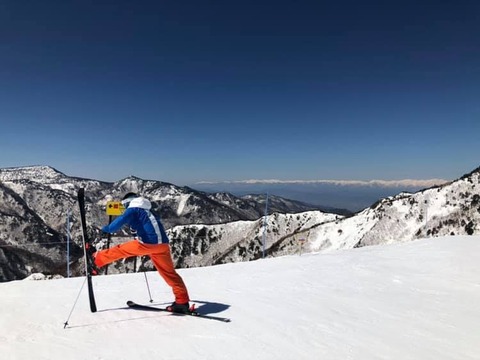 52EDFC8E-05C2-4750-91BC-A464A7EEA818