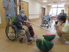 R5 8 スイカ割 (76)