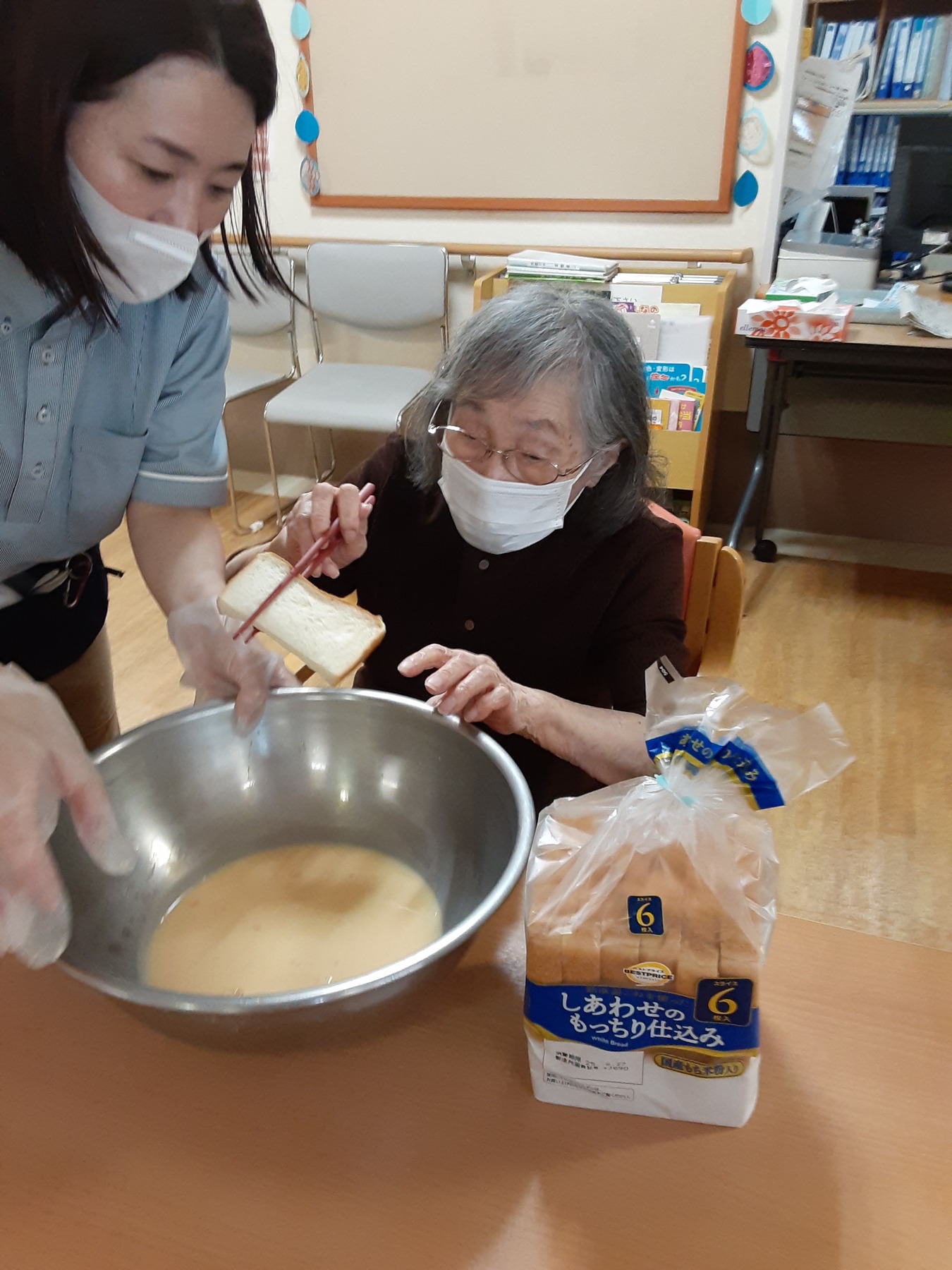 パンを切ってボールに入れて20250625_133733