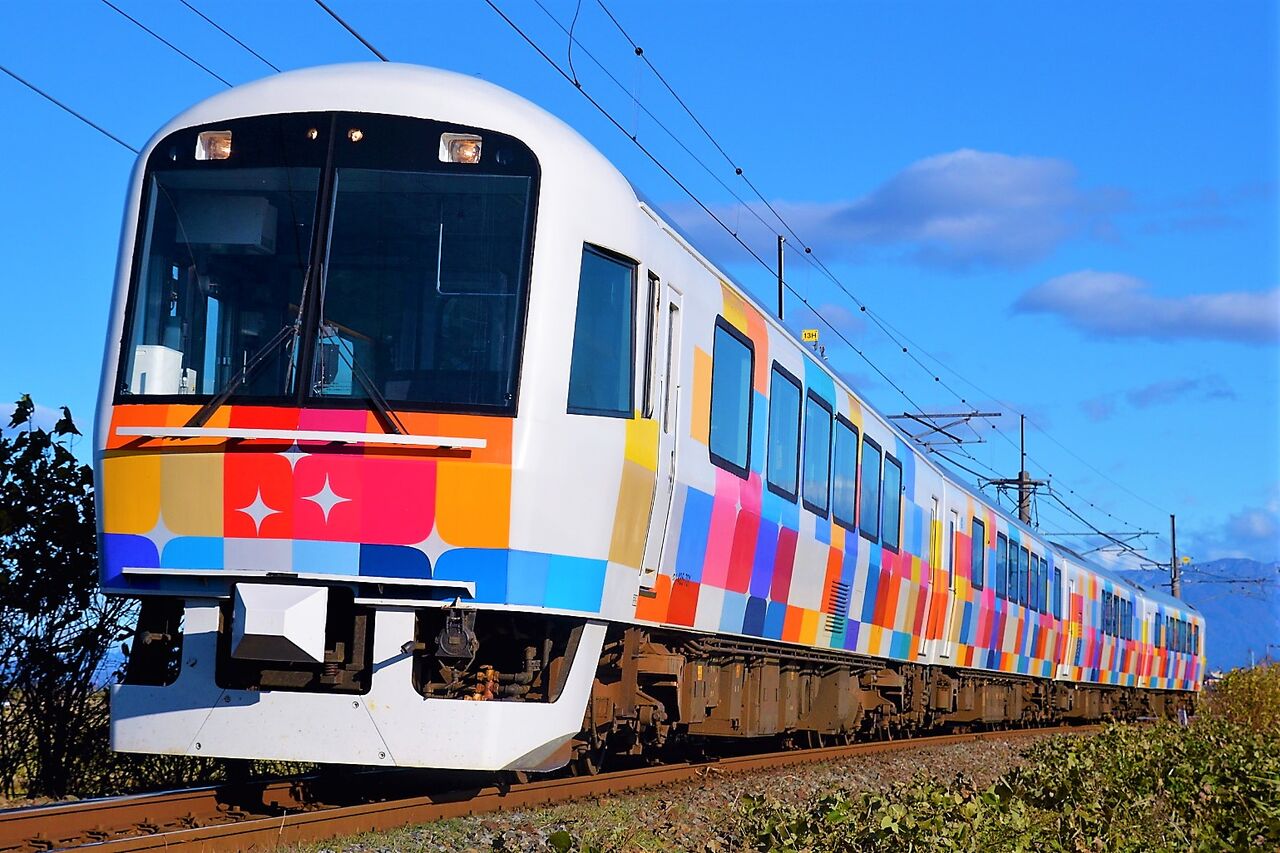 485系きらきらうえつ : エルム中央交通