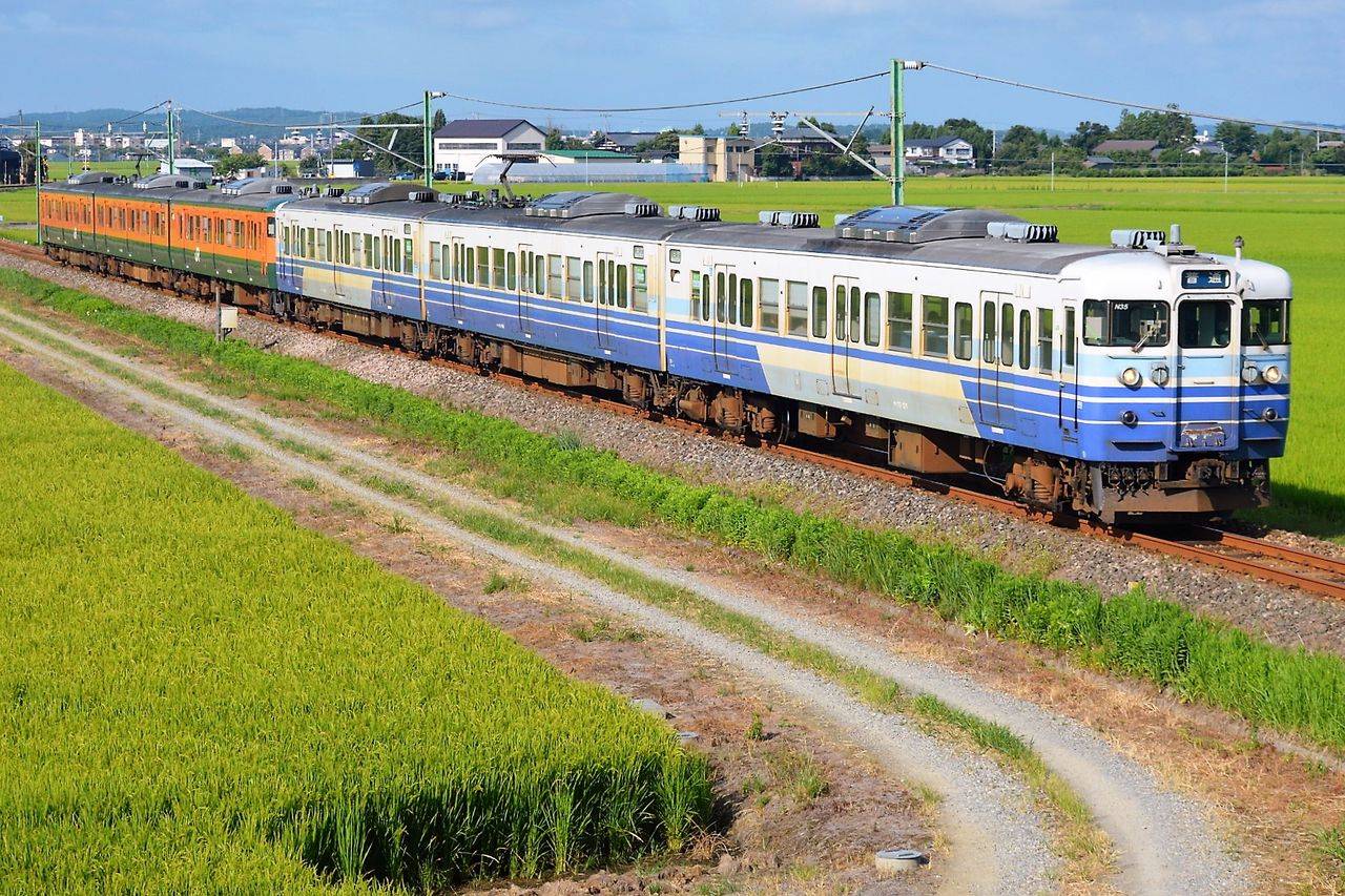 長岡花火に伴う新井快速増結等撮影 エルム中央交通