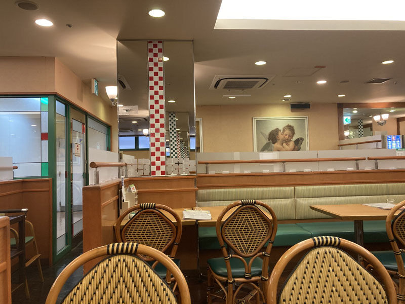 ランチ サイゼリヤ 吉祥寺 Pip東京食べ歩きと猫 ４の日記