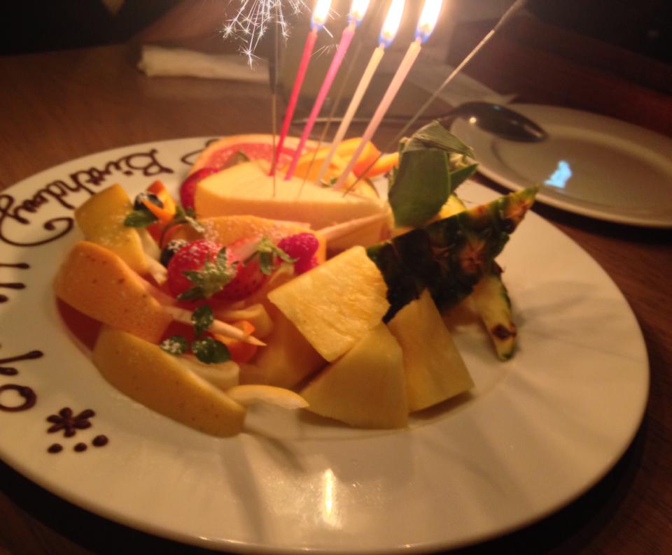 六本木 リゴレットにてピザ バーガー 東京ジプシー