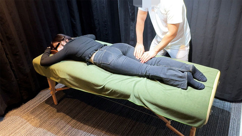 FC2 PPV 4852932「「なんで勃ってんだよ！」執拗な乳首責めに激昂は喘ぎ声に変貌 絶頂からの立ちバックで膝から崩れ落ちる美人OL」（販売者：恥じらう乳首） 商品説明内の画像