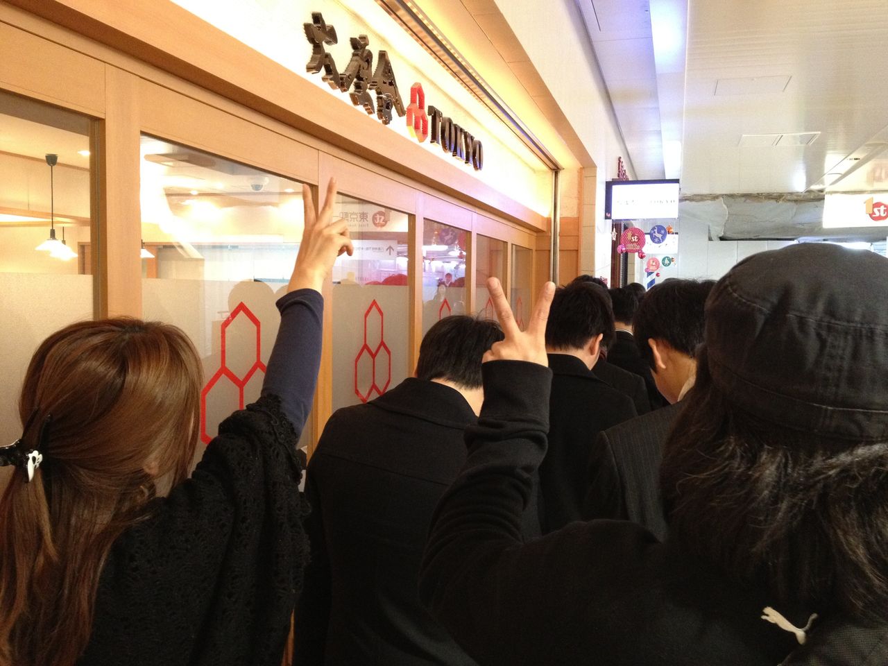 ランキング１位の実力とは 六厘舎ｔｏｋｙｏ 東京駅 東京ラーメン部 仮