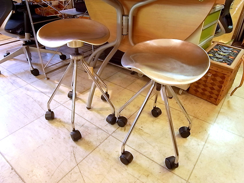 2脚買い② ジャマイカ バースツール ビーチ材 ペペ・コルテス スペイン