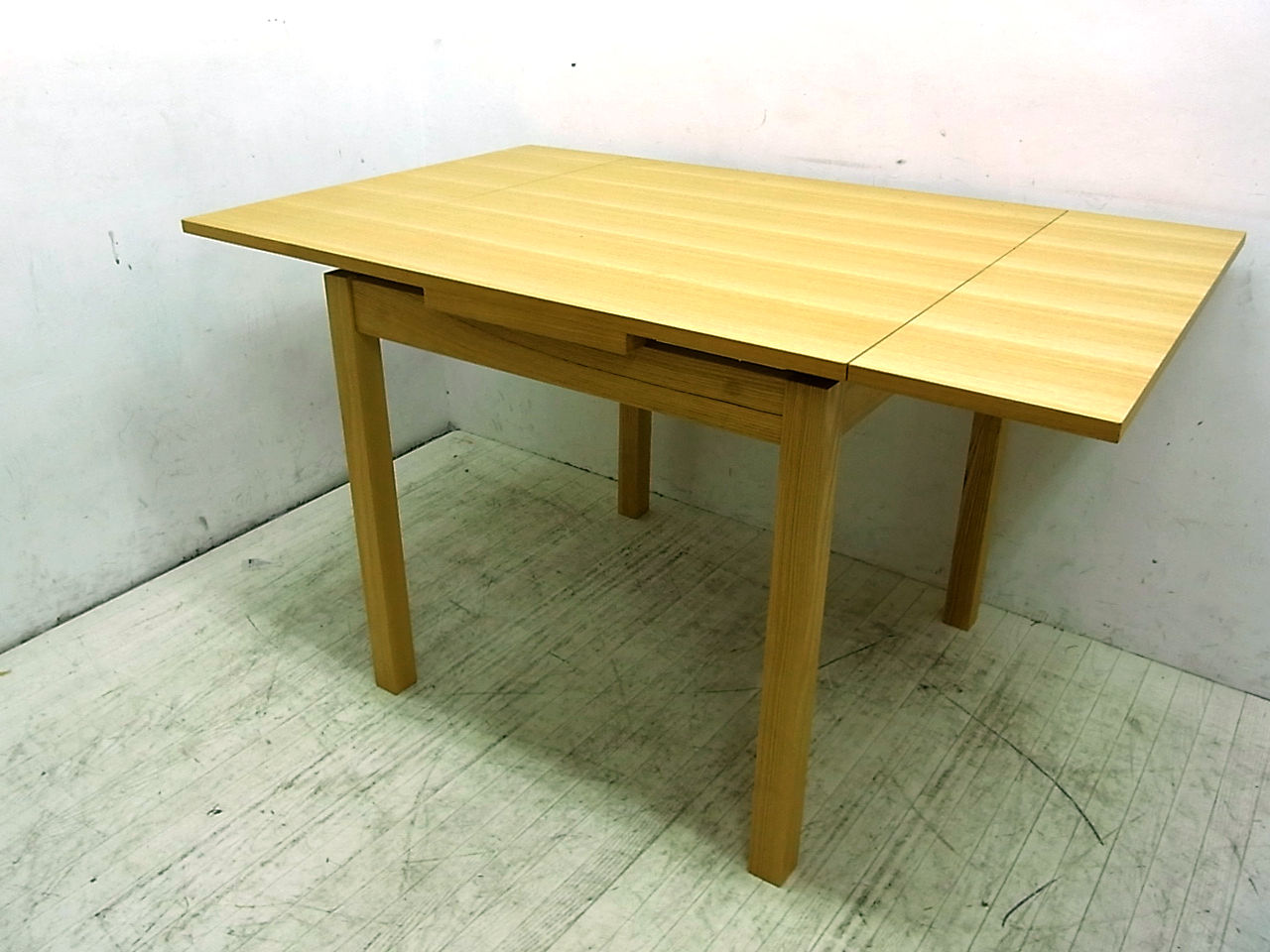 無印良品 伸長式ダイニングテーブル