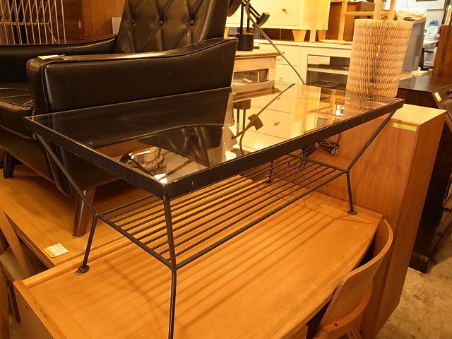 Unico ウニコ Eddy エディ Size L アイアン ガラス ローテーブル コーヒーテーブル入荷しました 自由が丘店 買取もお任せください Tokyo Recycle Imption 入荷情報 総合リサイクルショップ アンティーク 買取 販売 レンタル のお店 出張買取専用ダイヤル