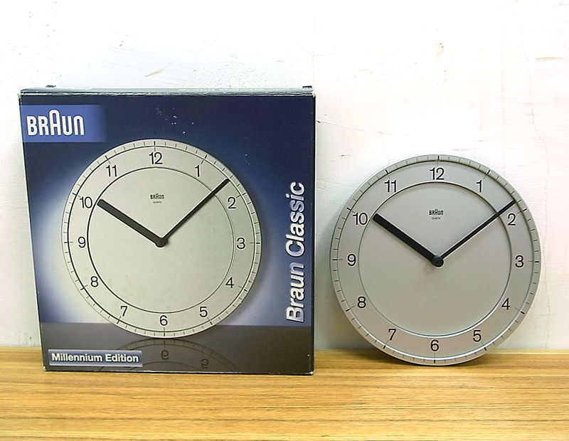 Braun 壁掛け時計　ABW31 Type 4861 シルバー VTG BRAUN Millenium Wall Clock 4861 ABW 31 Lubs Rams