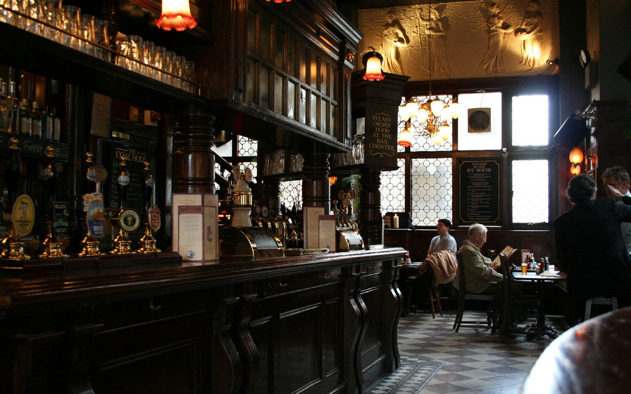 London Pub Guide ロンドンパブガイド 最強の50軒 London Pub Guide ロンドンパブガイド 最強の50軒