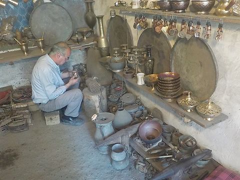 【写真3】銅職人の工場