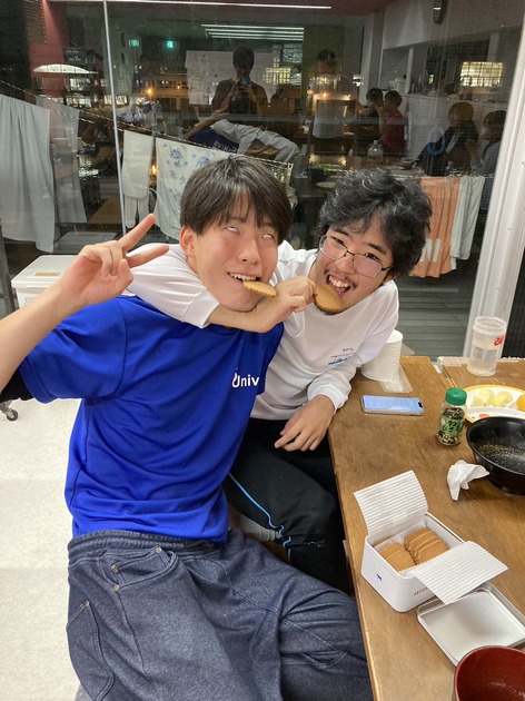 東工大端艇部新歓パンフ画像秋元２