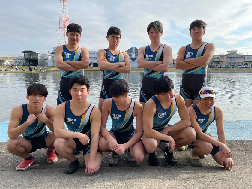 東工大「クルー紹介」写真(男子エイト)