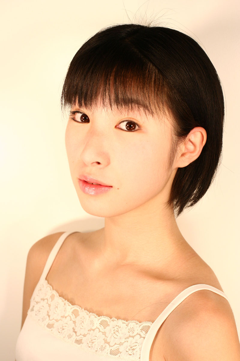 写真集】稀少品 杏野はるな デジタル写真集 販売:東京図鑑