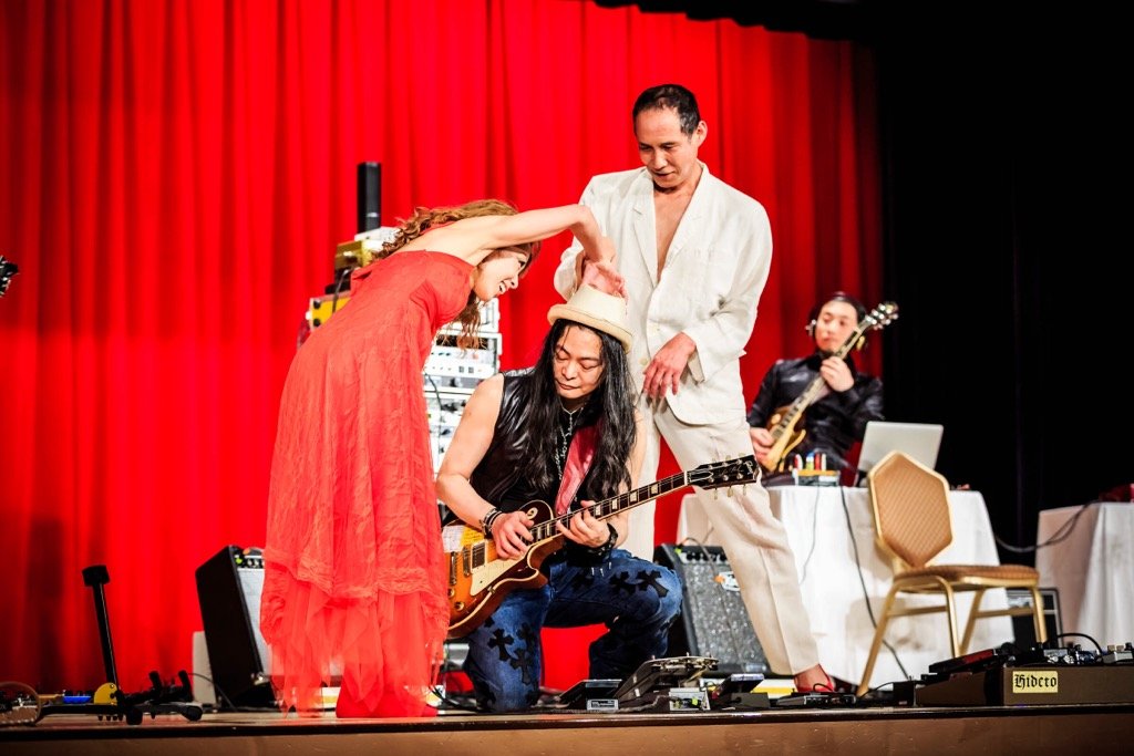 本日、「俺のギター THE Dr. TOMABECHI ULTIMATE GUITAR 本日、「俺のギター THE Dr. TOMABECHI ULTIMATE GUITAR