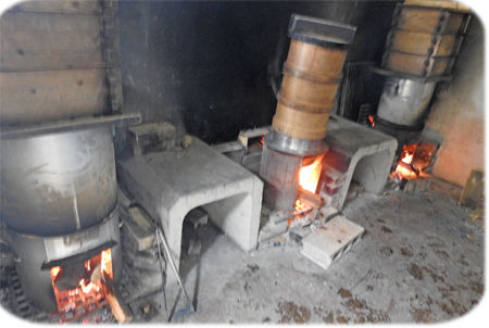 0モチ米を蒸かす450