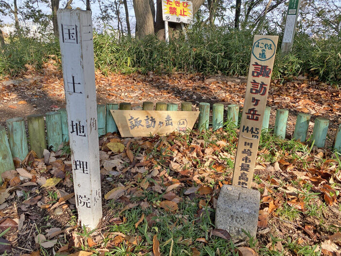 ��ˬ����700