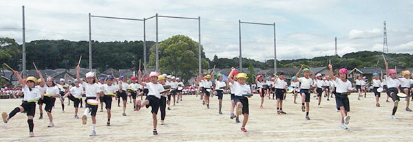 はるひ野キッズエイサー3年_edited-1