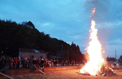 ĺ��ޤǲФ��Ԥ�