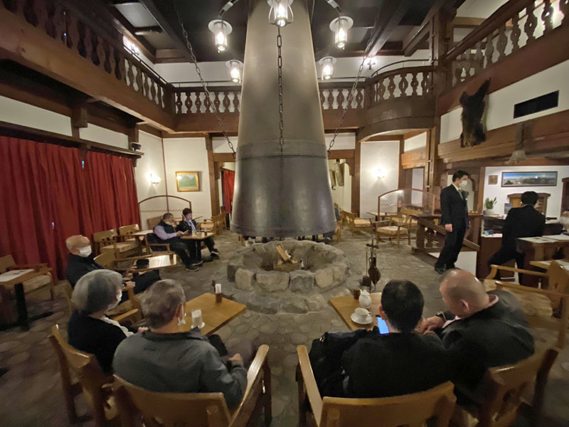 点火式を待つ800