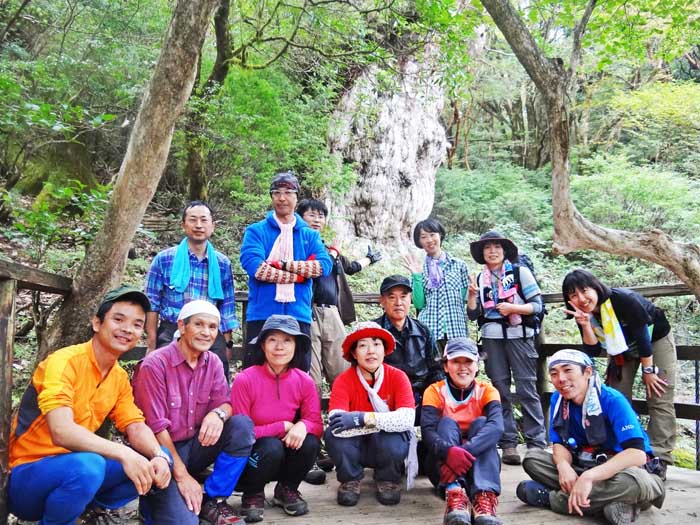 0宮之浦14縄文杉全員撮影700