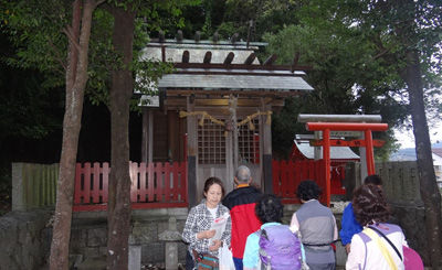 0王子神社神殿400