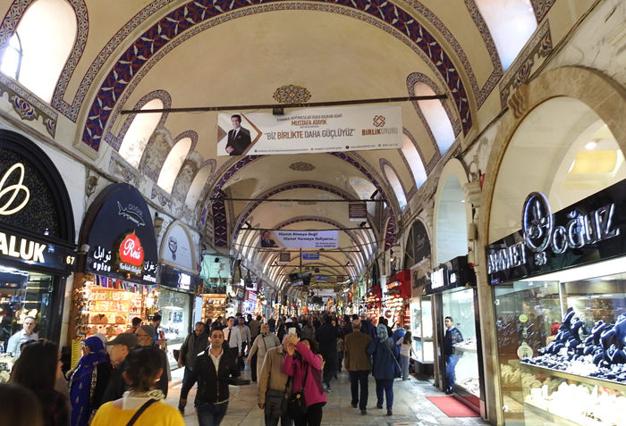 0�����Х�����700