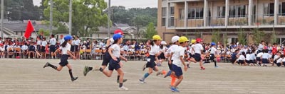 0小1・2徒競走400