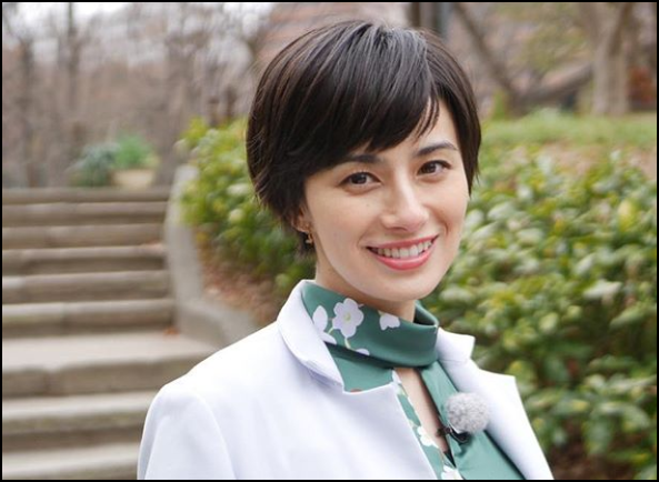美脚 ホラン千秋 スタイルの話ってあんまり聞かなかったけどやっぱり抜群んなんだね 日本人速報