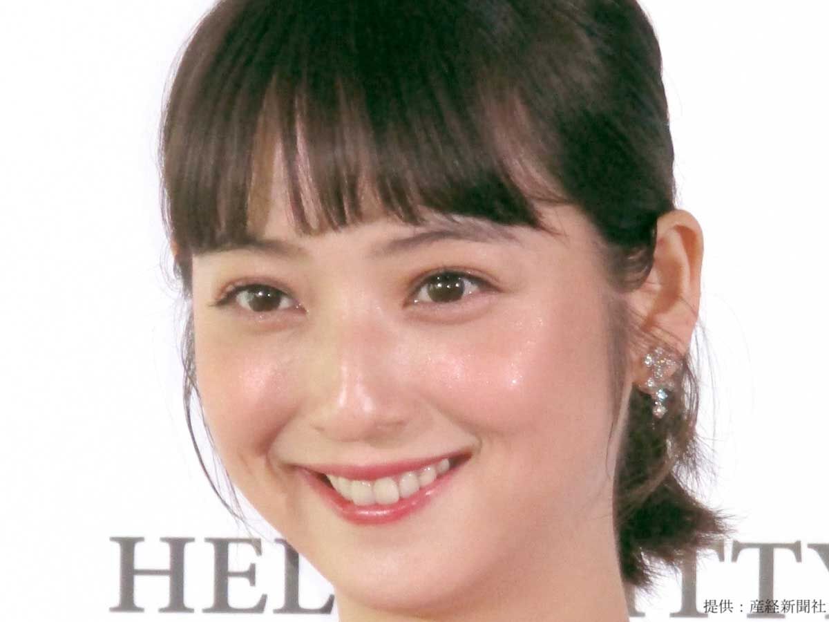 透明 佐々木希 いつまでも綺麗な人はやはり素肌がいいからなんだろうね 日本人速報