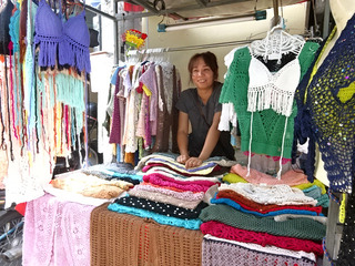 「Waroros Market」