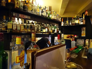 「IRISH PUB WISTERIA」
