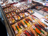 「大起水産」