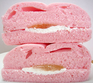 桃の蒸しケーキ