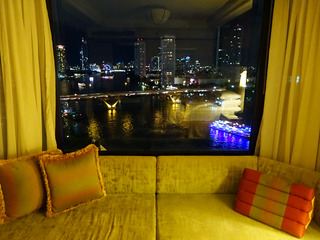 「Shangri-La hotel」