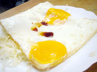 「大盛食堂」目玉焼き