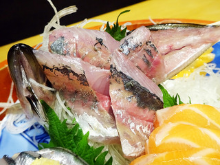 「魚哲」