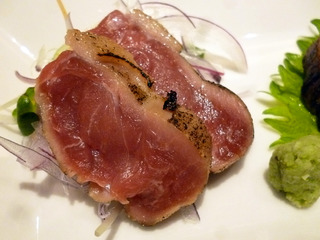 「肉彩一歩」