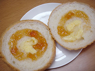 メープルメロンパン