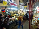 「Waroros Market」
